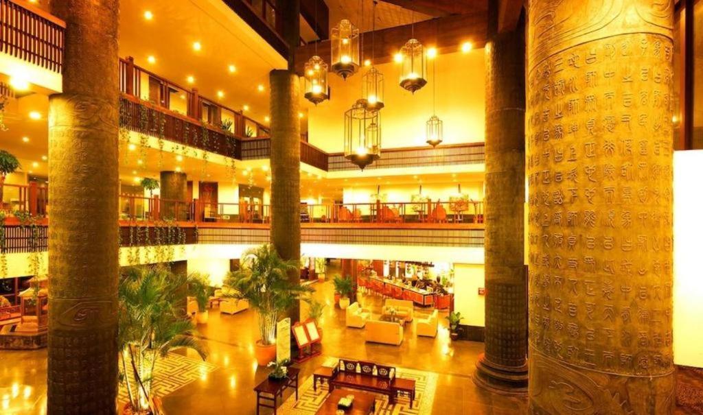 International Asia-Pacific Convention Center Szanja Kültér fotó